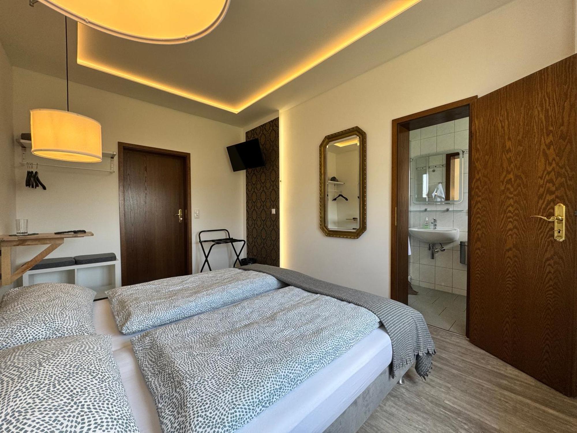 Landgasthof & Hotel Waldeck Treuen Екстериор снимка